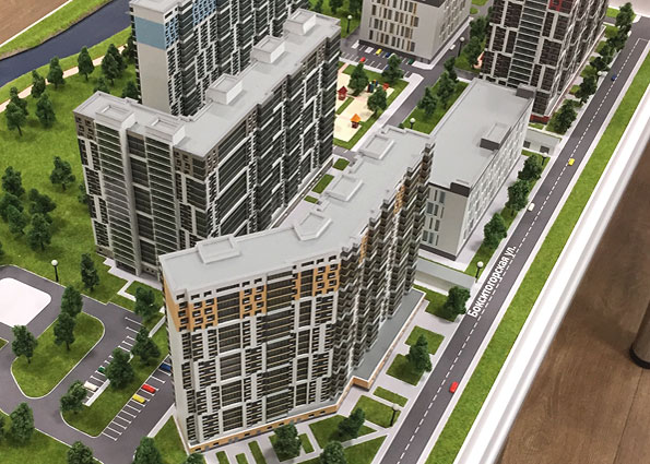 Детали зданий на макете многоэтажного ЖК "Охта хаус".